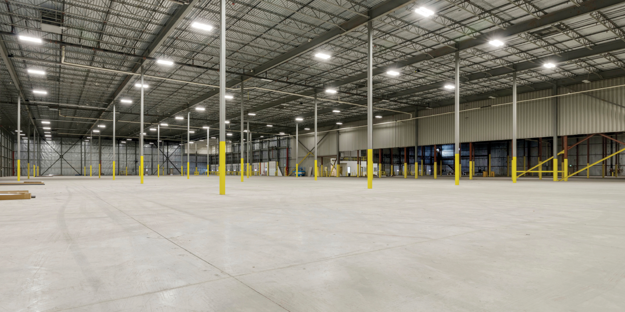 2550 Stanfield full warehouse shot featuring extra space