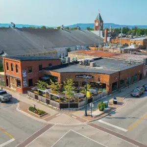 40 Simcoe Pub building exterior showing patio